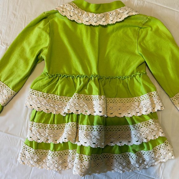 Boutique brand size 2T green cardigan with crochet trim - Picture 2 of 3
